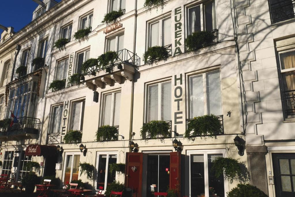 Amsterdam House Hotel