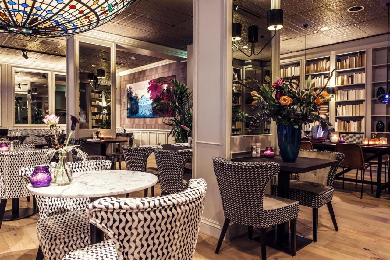 Carlton Square Hotel_7