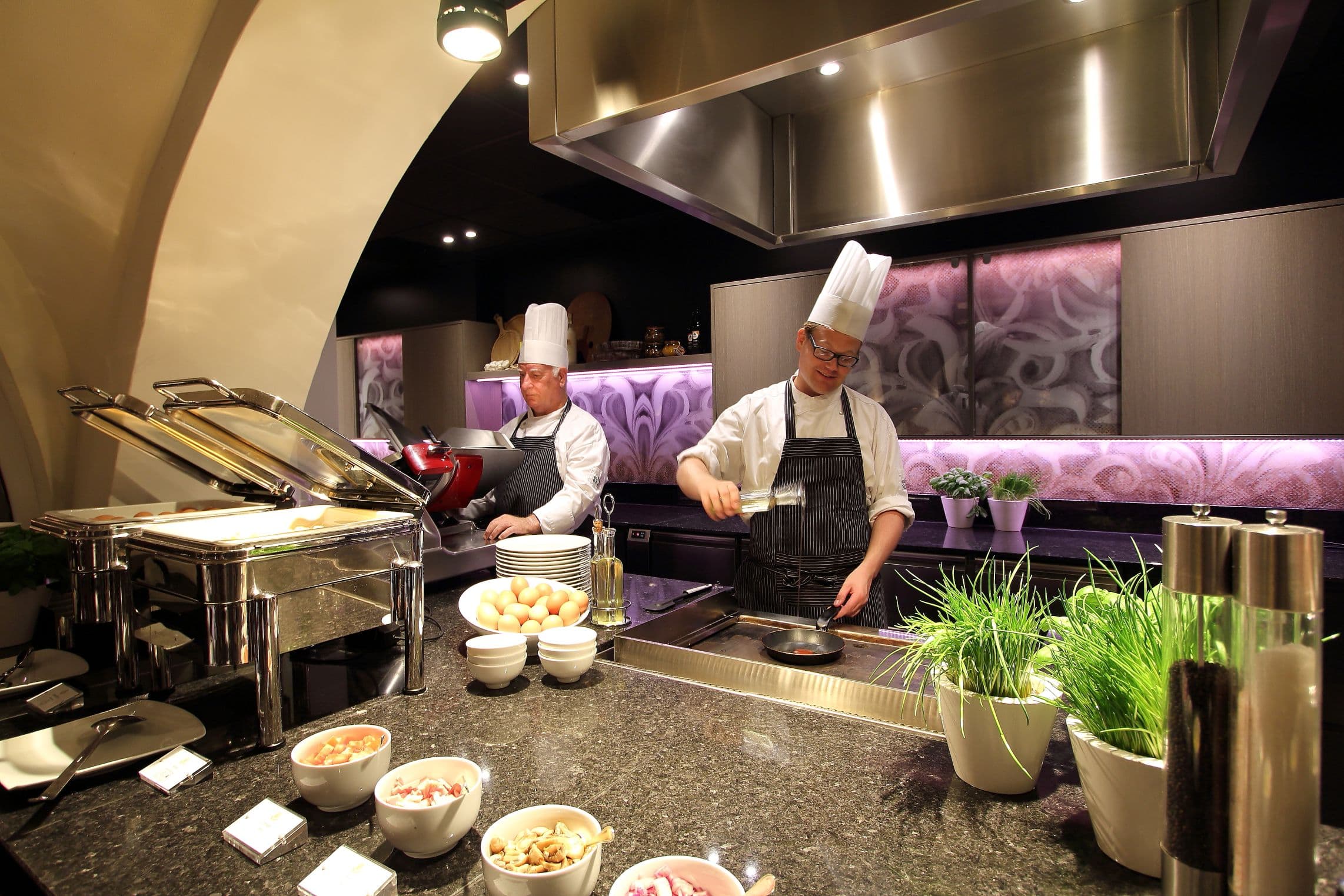 Golden Tulip Hotel Central_7