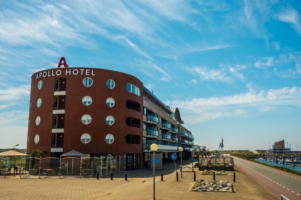 Leonardo Hotel IJmuiden Seaport Beach